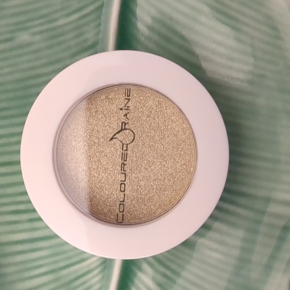 Coloured Raine Eyeshadow - Picture 3 of 3